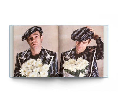 ELTON JOHN. Icon Book