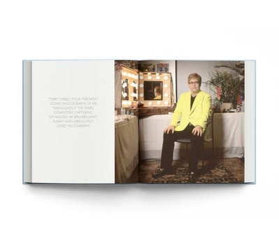 ELTON JOHN. Icon Book