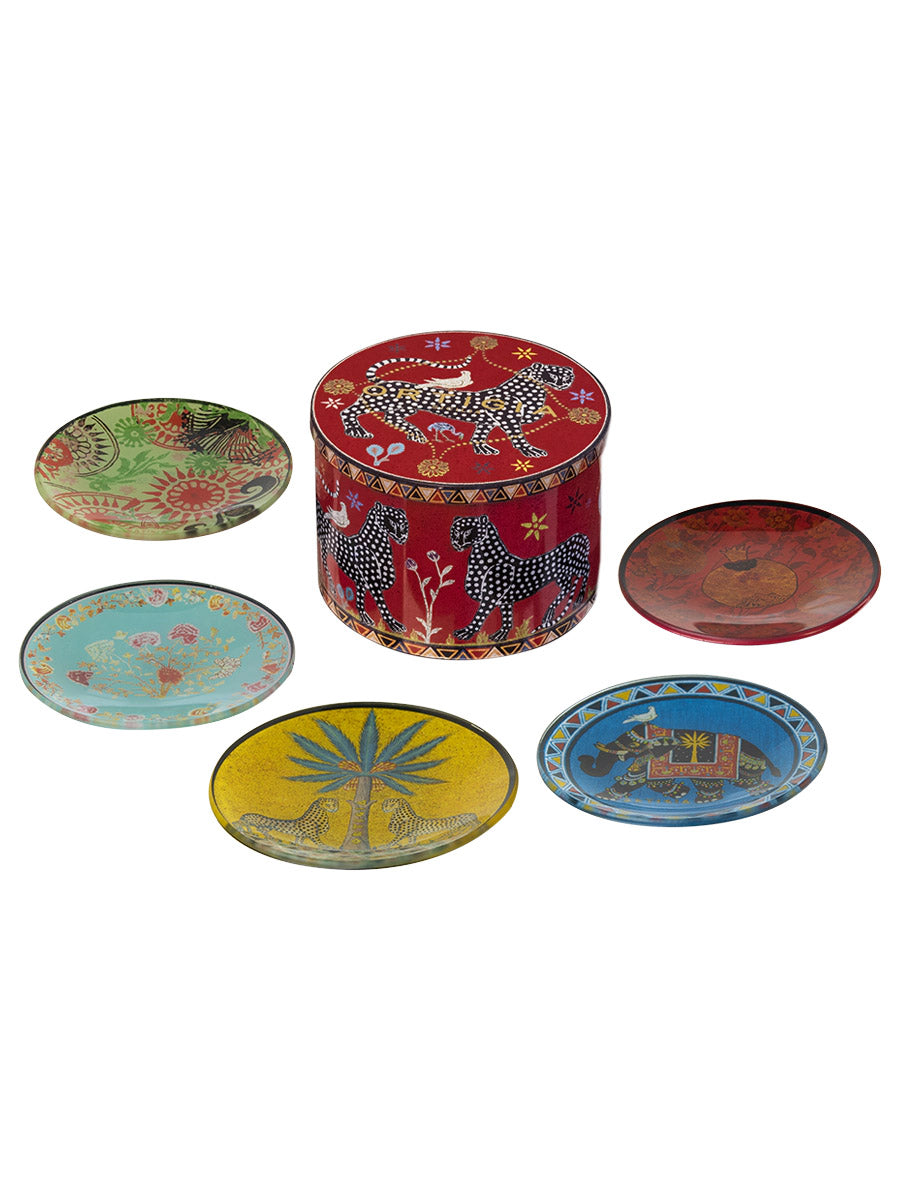 Red Ortigia Tin With 5 Glass Plates