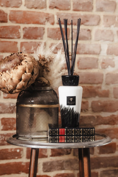 Feathers Diffuser