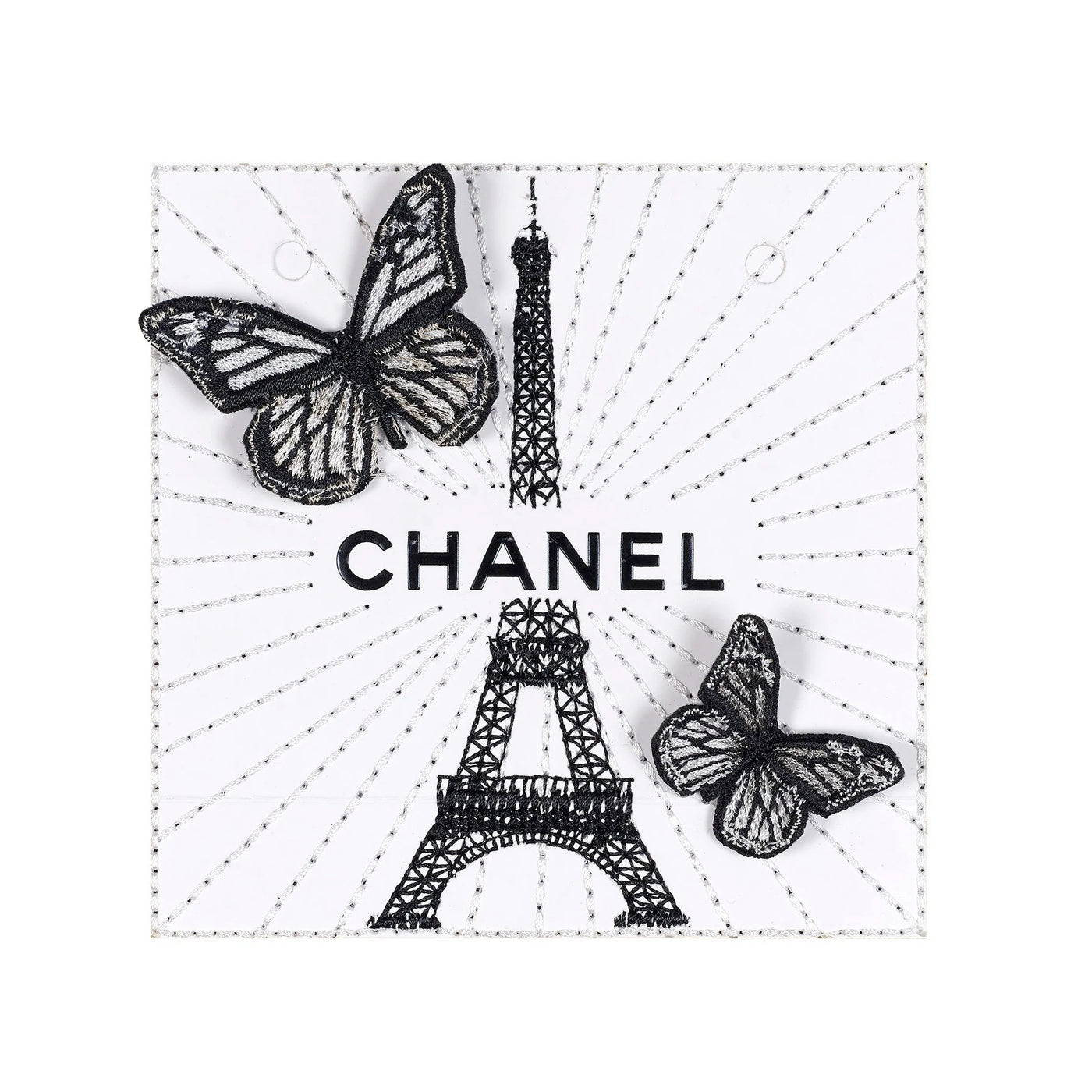 Petite Chanel Eiffel Tower - White