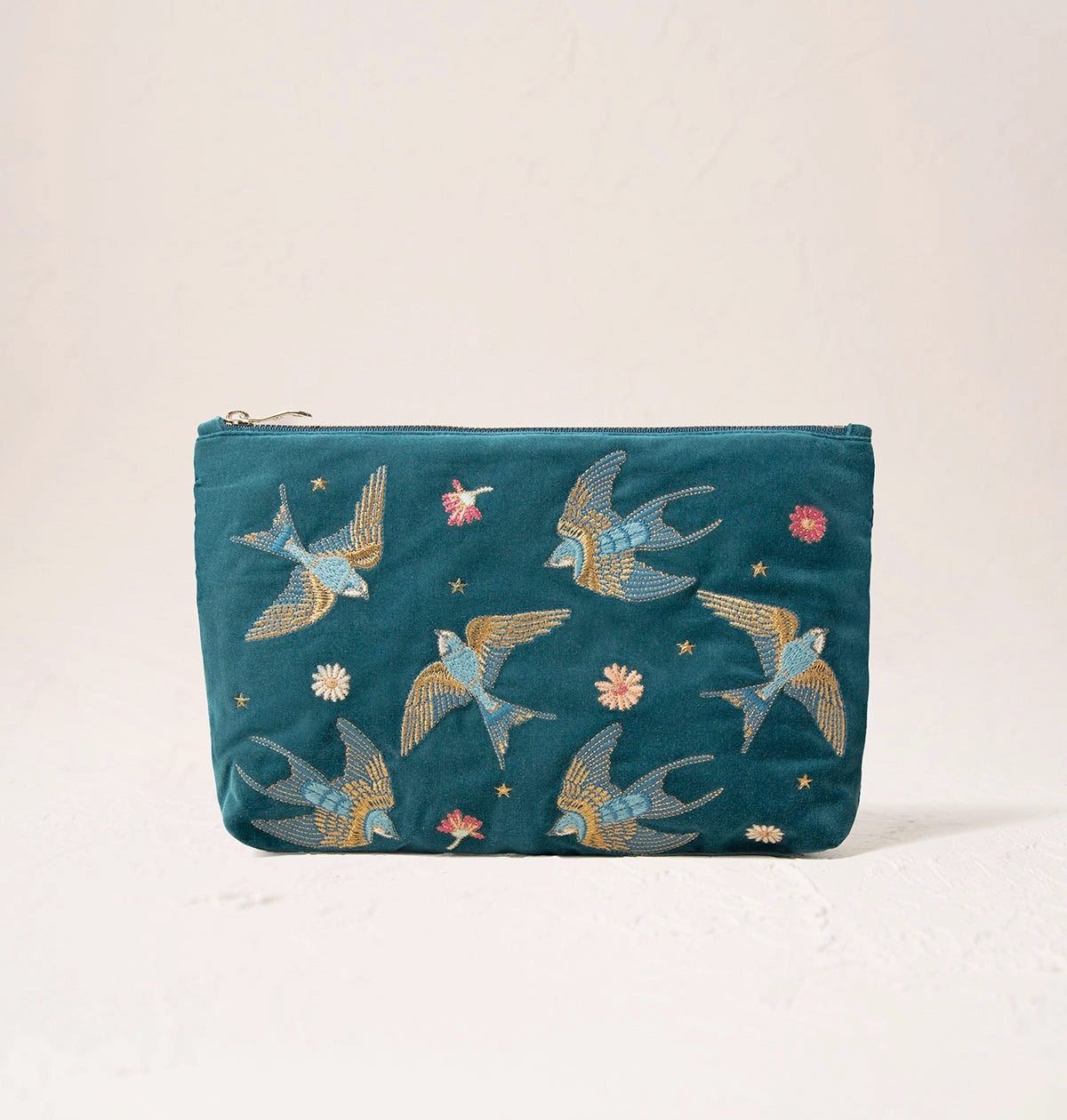 Swallows Everyday Pouch