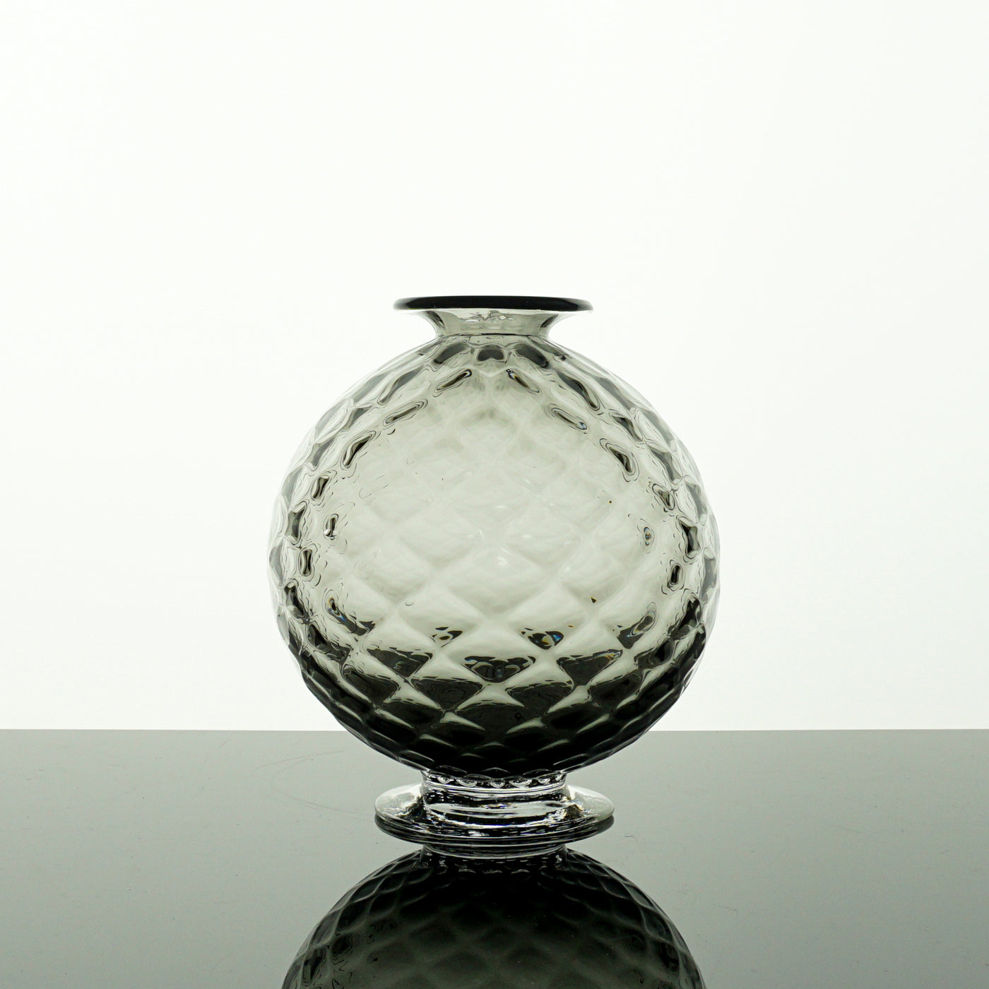 Optic Sphere Vase, Grey